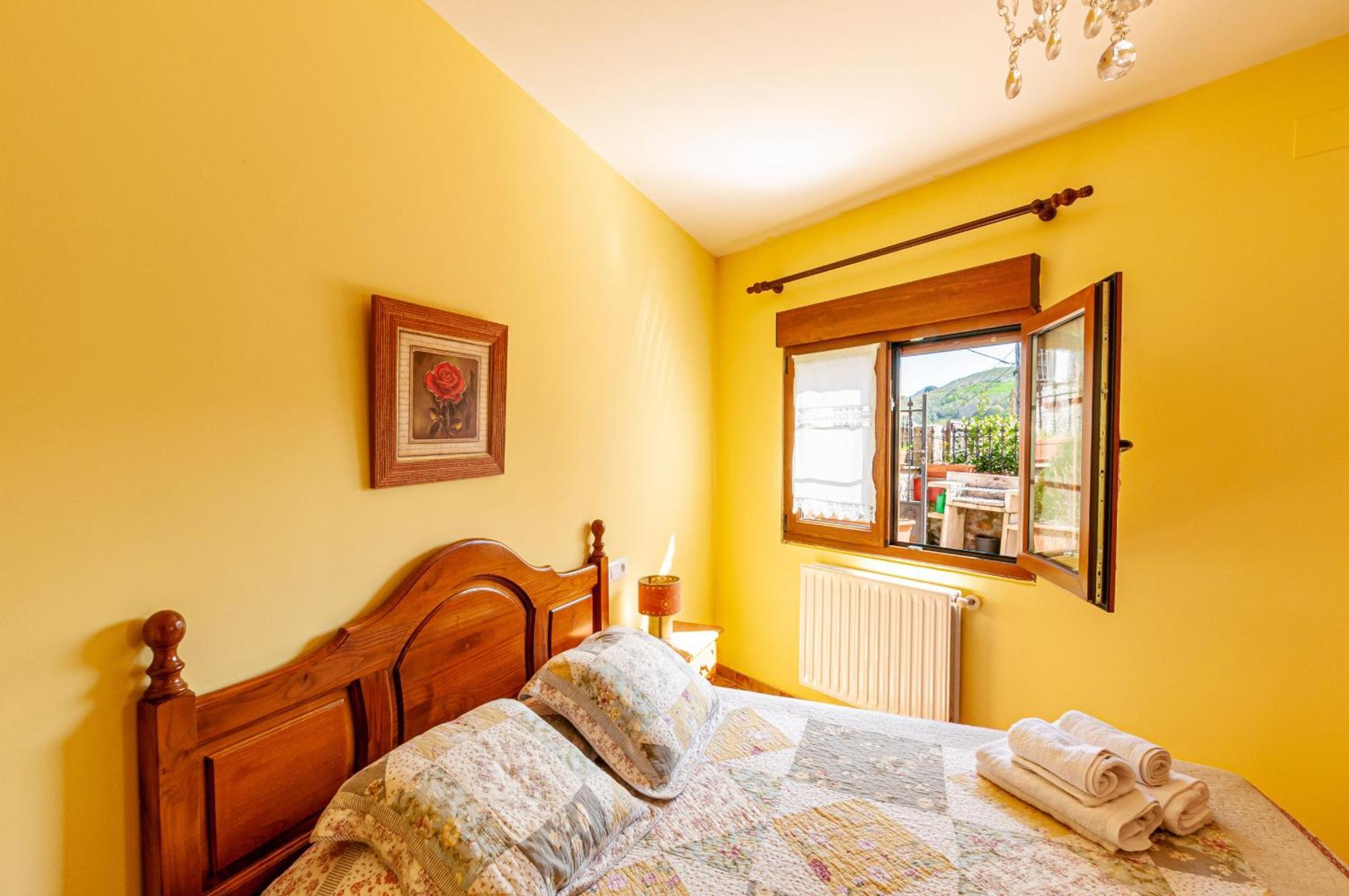 Apartamentos La Regoria Arenas De Cabrales Εξωτερικό φωτογραφία
