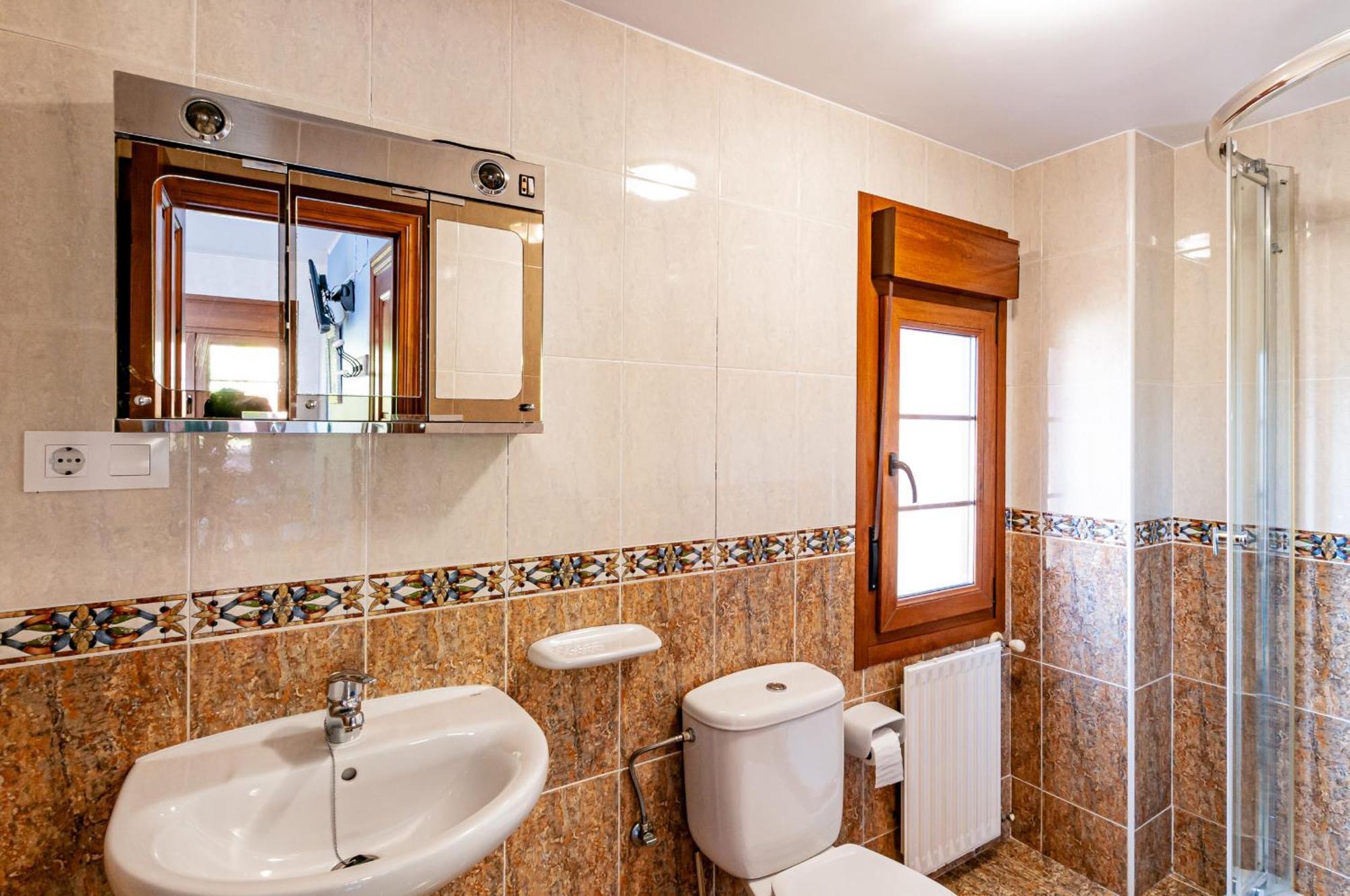 Apartamentos La Regoria Arenas De Cabrales Εξωτερικό φωτογραφία