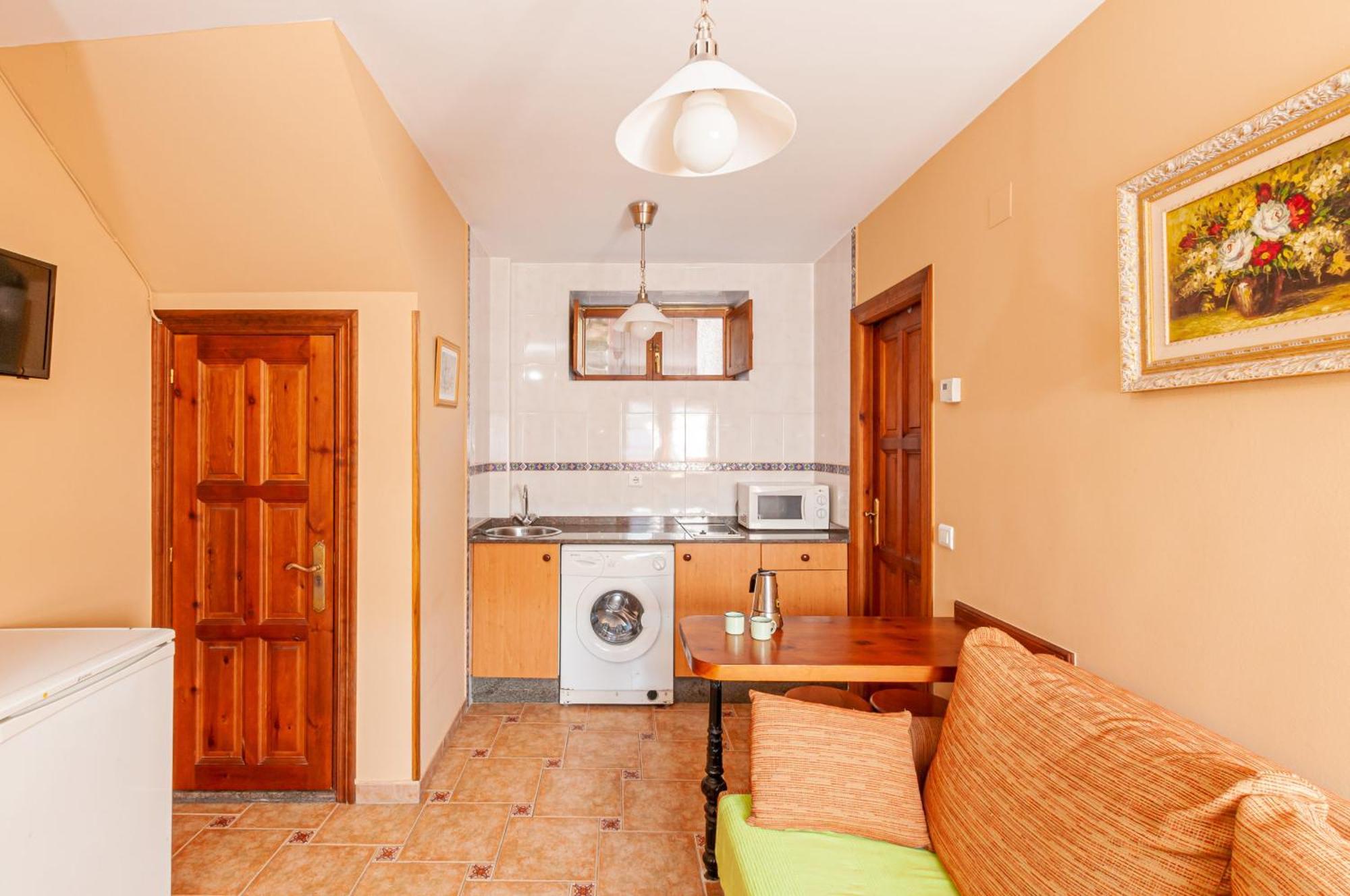 Apartamentos La Regoria Arenas De Cabrales Εξωτερικό φωτογραφία
