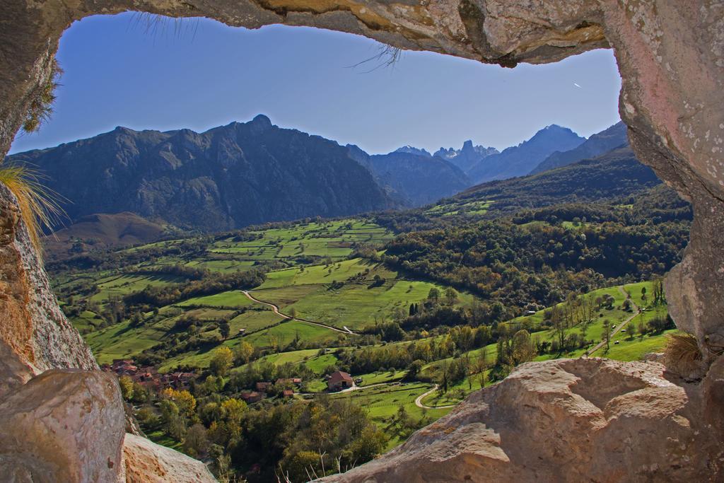 Apartamentos La Regoria Arenas De Cabrales Εξωτερικό φωτογραφία