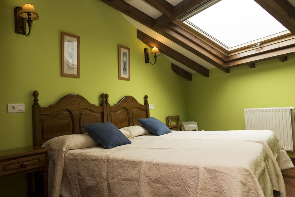 Apartamentos La Regoria Arenas De Cabrales Εξωτερικό φωτογραφία
