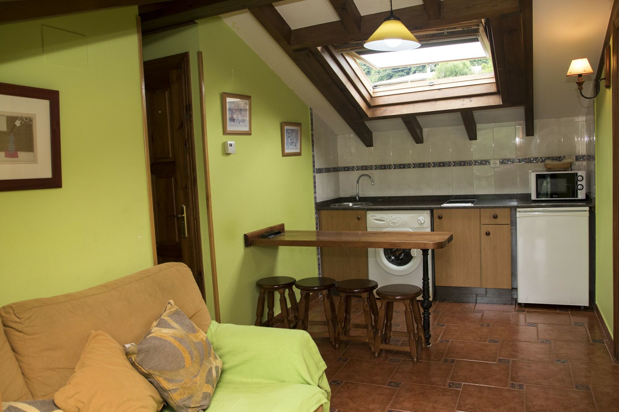Apartamentos La Regoria Arenas De Cabrales Εξωτερικό φωτογραφία